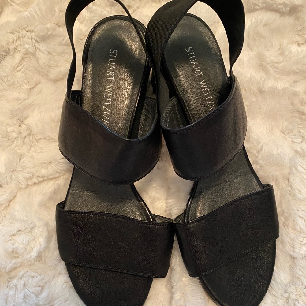 Stuart Weirzman Leather Access Block Heel in Black